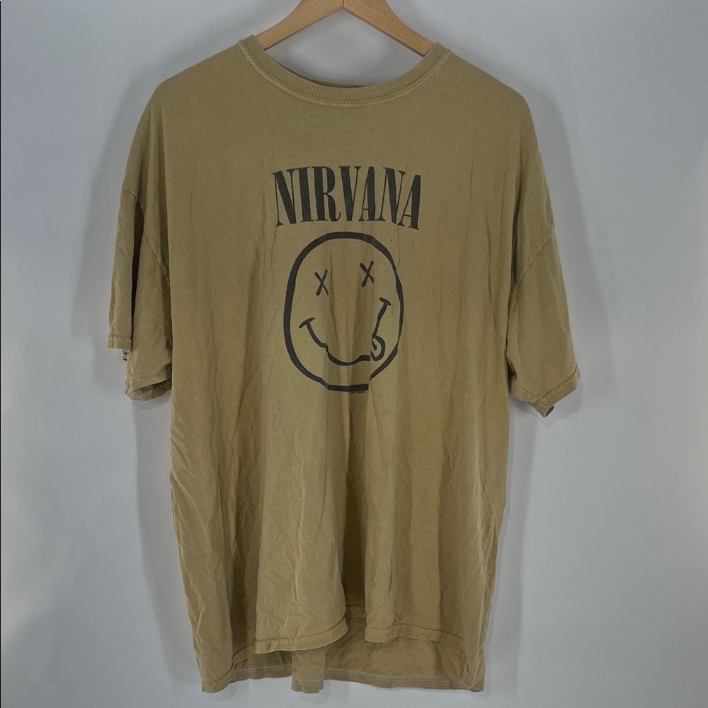 NIRVANA Tan Short Sleeve Tee Size XL Gently Used